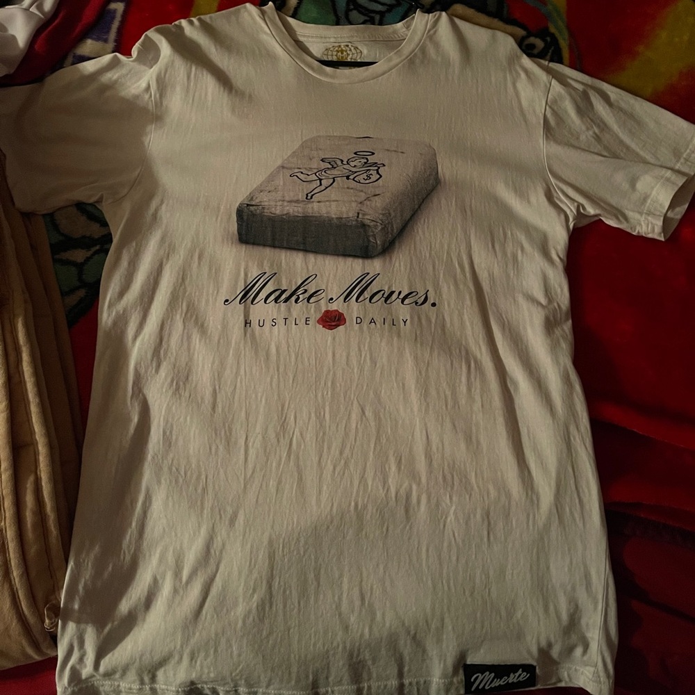 T shirt